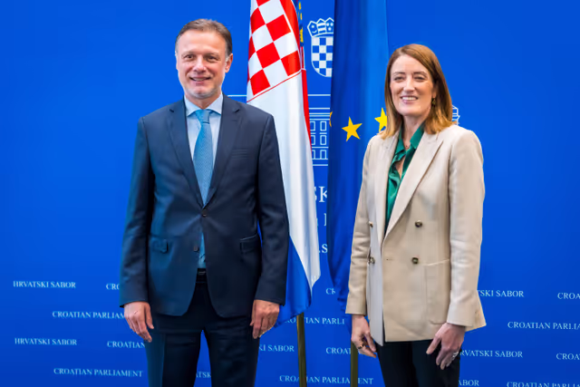 Foto 9: Official visit by Roberta METSOLA, EP President to Zagreb (Croatia) - Meeting with Gordan JANDROKOVIĆ, Speaker of the Croatian Parliament in Zagreb