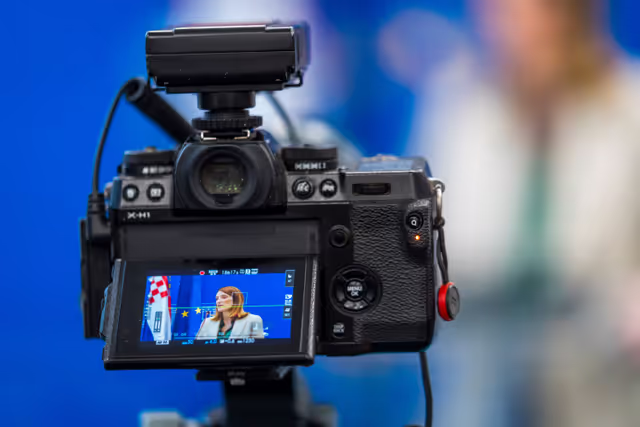 Foto 2: Official visit by Roberta METSOLA, EP President to Zagreb (Croatia) - Meeting with Gordan JANDROKOVIĆ, Speaker of the Croatian Parliament in Zagreb