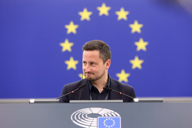 Valokuva 32: EP Plenary session - Savings and Investments Union