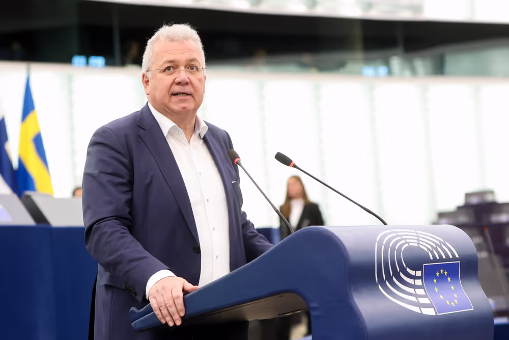 EP Plenary session - Savings and Investments Union