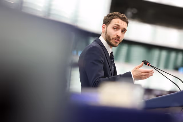Valokuva 25: EP Plenary session - Savings and Investments Union