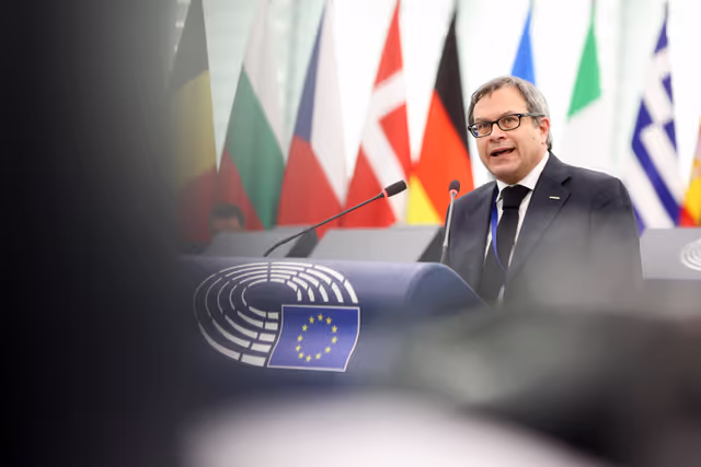 Valokuva 22: EP Plenary session - Savings and Investments Union