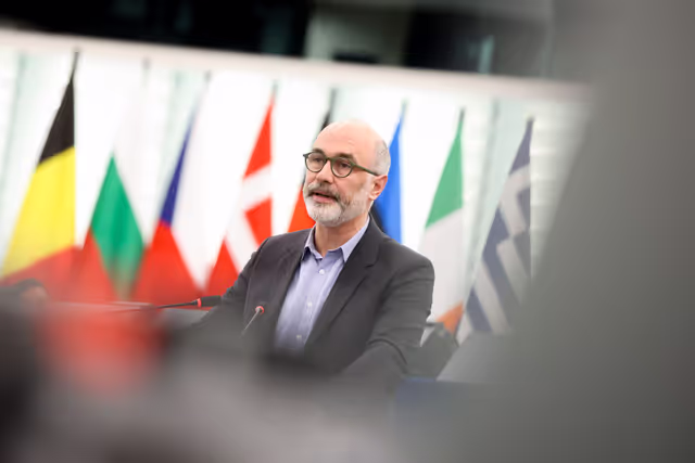Valokuva 12: EP Plenary session - Savings and Investments Union