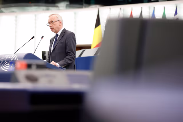 Foto 5: EP Plenary session - Situation of EU academics in the US