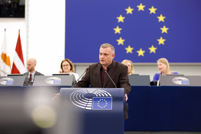 Φωτογραφία 30: EP Plenary session - Need to ensure democratic pluralism, strengthen integrity, transparency and anti-corruption policies in the EU