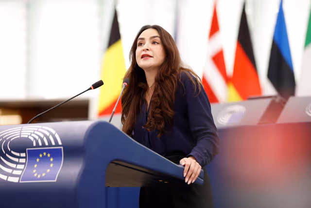 Φωτογραφία 16: EP Plenary session - Need to ensure democratic pluralism, strengthen integrity, transparency and anti-corruption policies in the EU