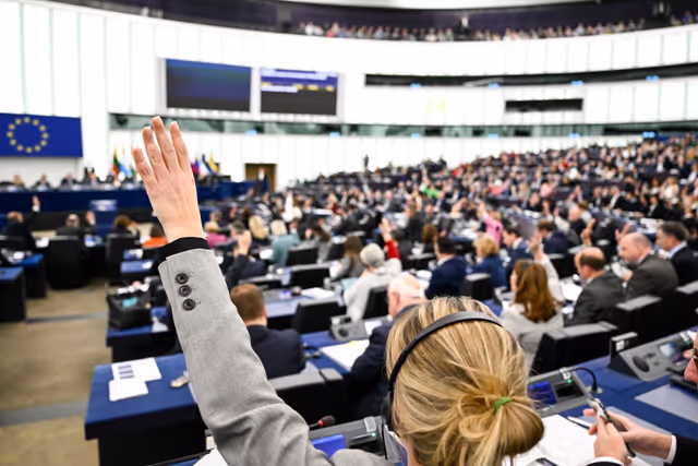 Fotogrāfija 16: EP Plenary session - Voting session