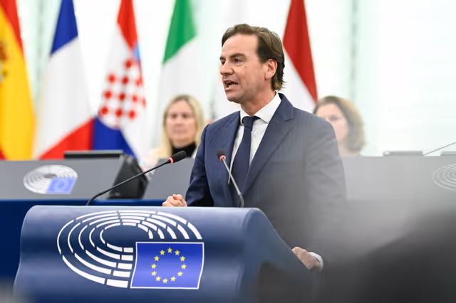 Foto 35: EP Plenary session - Presentation of the New European Internal Security Strategy