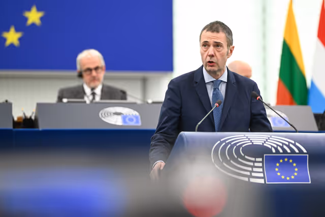 Foto 28: EP Plenary session - Presentation of the New European Internal Security Strategy