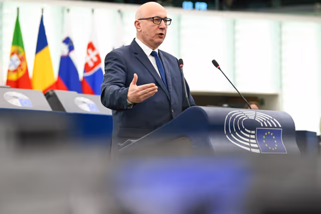 Foto 17: EP Plenary session - Presentation of the New European Internal Security Strategy