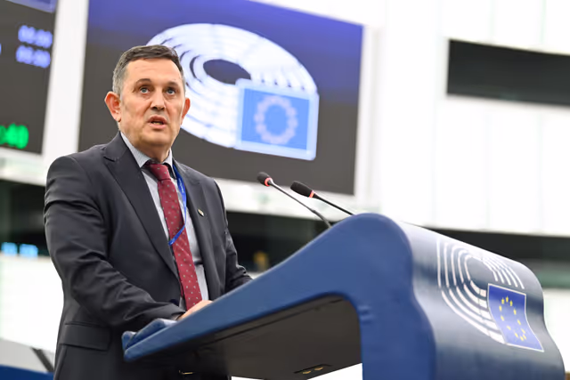 Foto 12: EP Plenary session - Presentation of the New European Internal Security Strategy