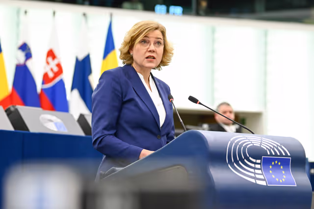 Foto 4: EP Plenary session - Presentation of the New European Internal Security Strategy