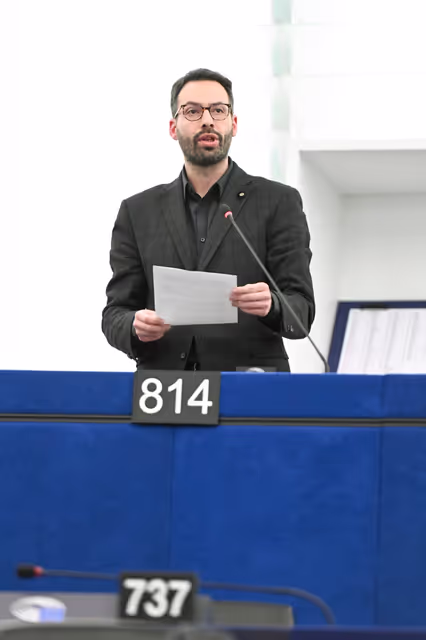 Снимка 5: EP Plenary session - Crackdown on democracy in Türkiye and the arrest of Ekrem İmamoğlu