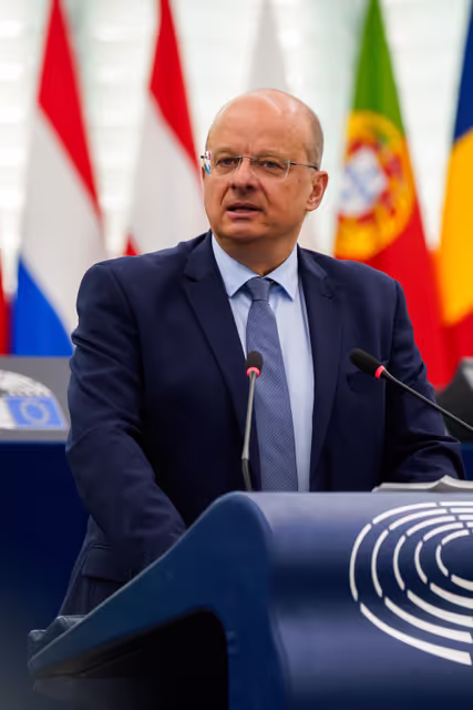 Fotografie 44: EP Plenary session - European steel and metals action plan