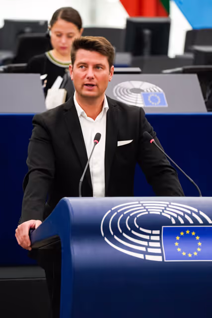 Fotografie 41: EP Plenary session - European steel and metals action plan