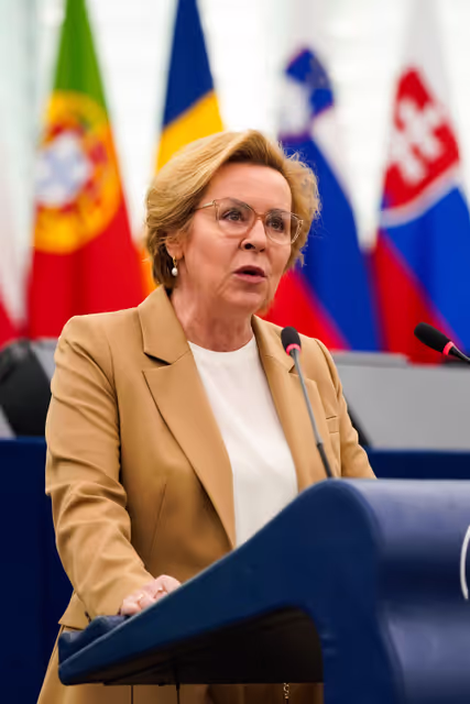 Fotografie 29: EP Plenary session - European steel and metals action plan