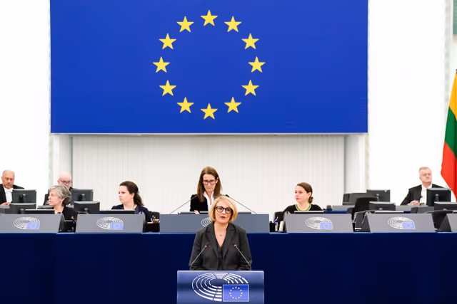 Fotografie 27: EP Plenary session - European steel and metals action plan