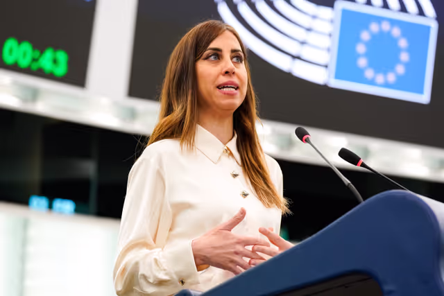 Fotografie 19: EP Plenary session - European steel and metals action plan