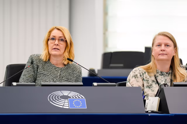 Fotografie 12: EP Plenary session - European steel and metals action plan