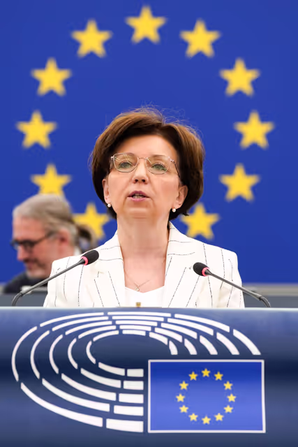 Foto 34: EP Plenary session - Social Europe: making life affordable, protecting jobs, wages and health for all