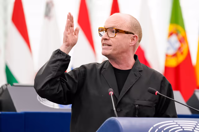 Fotografi 13: EP Plenary session - Recent legislative changes in Hungary and their impact on fundamental rights