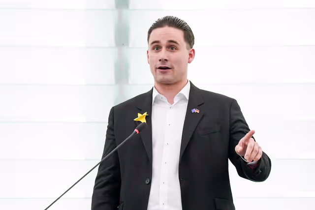 Fotografi 1: EP Plenary session - Recent legislative changes in Hungary and their impact on fundamental rights