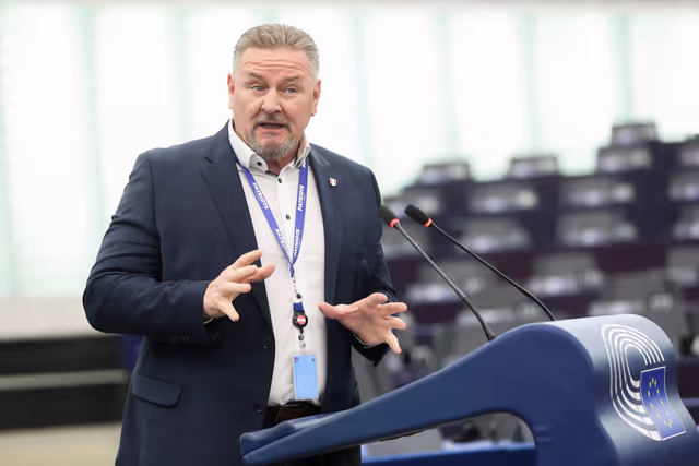 Fotografie 45: EP Plenary session - The importance of trans-European transport infrastructure in times of stalling economic growth and major threats to Europe’s security