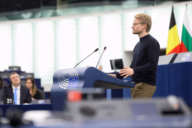 Fotografie 42: EP Plenary session - The importance of trans-European transport infrastructure in times of stalling economic growth and major threats to Europe’s security