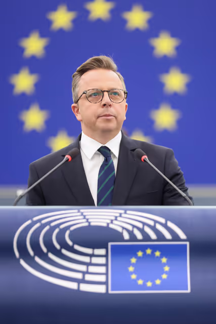 Fotografie 38: EP Plenary session - The importance of trans-European transport infrastructure in times of stalling economic growth and major threats to Europe’s security