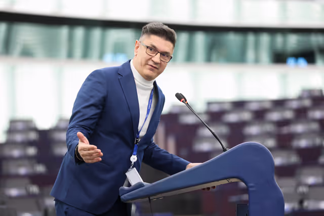 Fotografie 28: EP Plenary session - The importance of trans-European transport infrastructure in times of stalling economic growth and major threats to Europe’s security