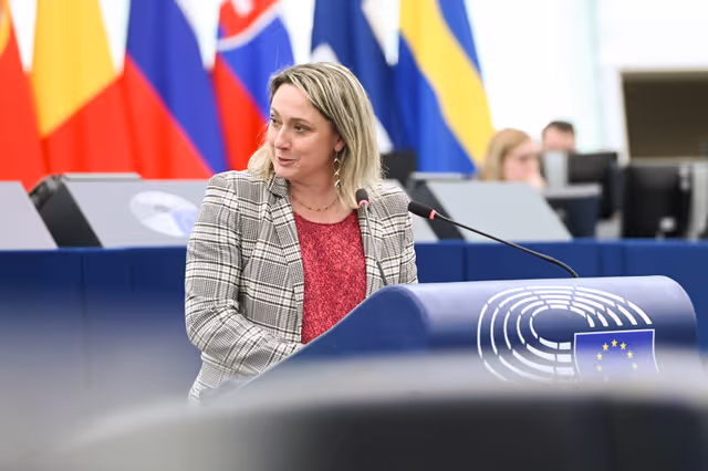 Photo 21: EP Plenary session - Delivering on the EU Roma Strategy and the fight against discrimination in the EU