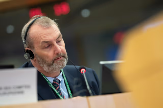 Foto 23: CONT ECON - ECA Special Report 9/2025: Systems for ensuring compliance of RRF spending with public procurement and state aid rules