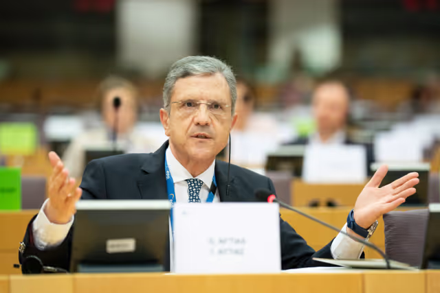 Foto 11: CONT ECON - ECA Special Report 9/2025: Systems for ensuring compliance of RRF spending with public procurement and state aid rules