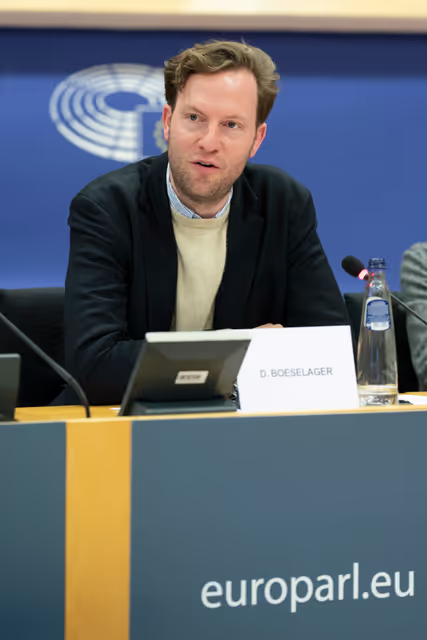 Foto 3: CONT ECON - ECA Special Report 9/2025: Systems for ensuring compliance of RRF spending with public procurement and state aid rules