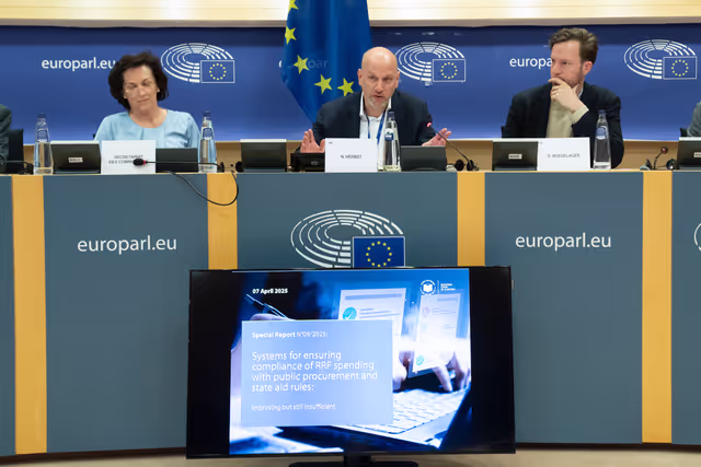 Foto 31: CONT ECON - ECA Special Report 9/2025: Systems for ensuring compliance of RRF spending with public procurement and state aid rules