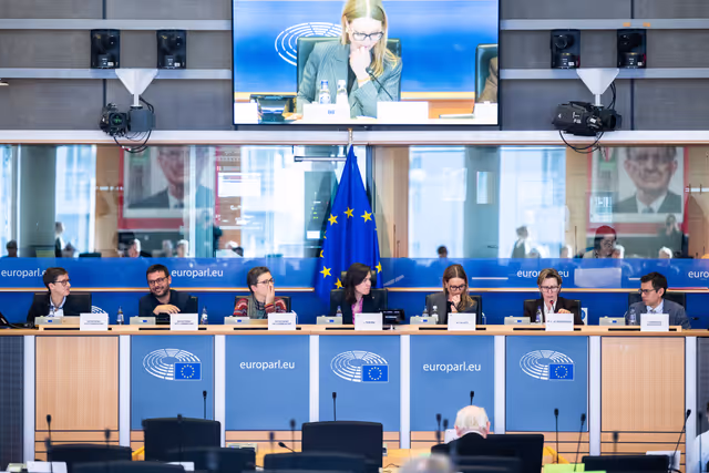 Foto 17: ECON ENVI - Exchange of views with Maria Luís Albuquerque, Commissioner for Financial Services and the Savings and Investments Union, on the draft Commission Delegated Regulation