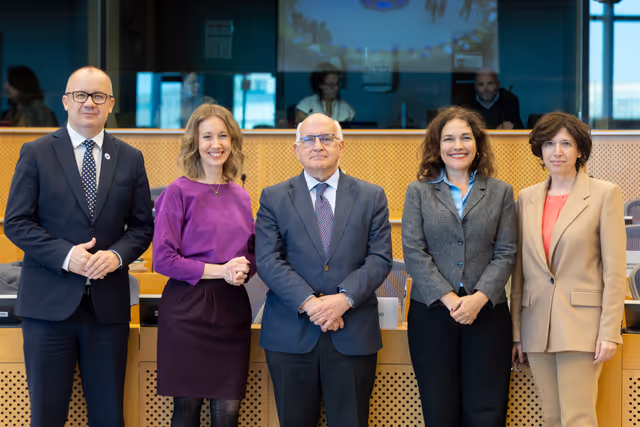 Valokuva 21: LIBE FEMM - 3rd Trilogue on Directive 2011/29/EU establishing minimum standards on the rights, support and protection of victims of crime