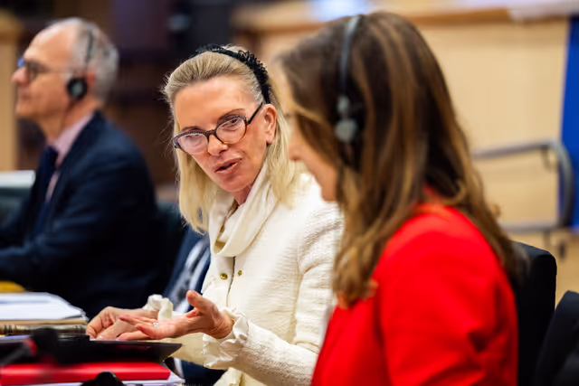 Φωτογραφία 28: TRAN - Exchange of views with Ms Oana Gherghinescu, the selected candidate to the role of the Executive Director of the European Union Agency for Railways (ERA)