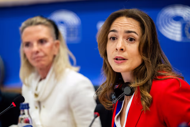 Φωτογραφία 26: TRAN - Exchange of views with Ms Oana Gherghinescu, the selected candidate to the role of the Executive Director of the European Union Agency for Railways (ERA)