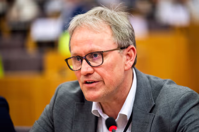 Φωτογραφία 23: TRAN - Exchange of views with Ms Oana Gherghinescu, the selected candidate to the role of the Executive Director of the European Union Agency for Railways (ERA)