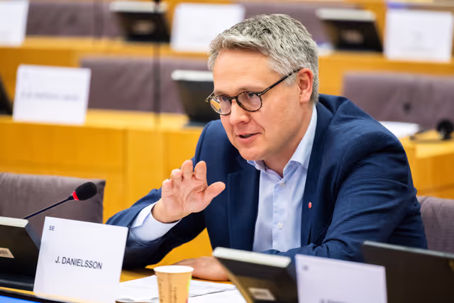 Φωτογραφία 19: TRAN - Exchange of views with Ms Oana Gherghinescu, the selected candidate to the role of the Executive Director of the European Union Agency for Railways (ERA)