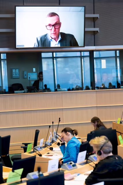 Valokuva 2: FEMM SANT - Chemical submission