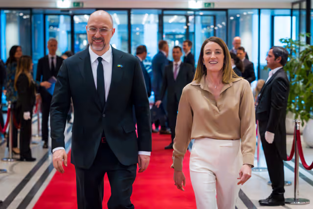 Nuotrauka 11: Roberta METSOLA, EP President, meets with Denys SHMYHAL, Ukrainian Prime Minister