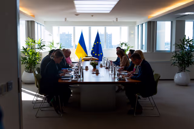 Nuotrauka 5: Roberta METSOLA, EP President, meets with Denys SHMYHAL, Ukrainian Prime Minister