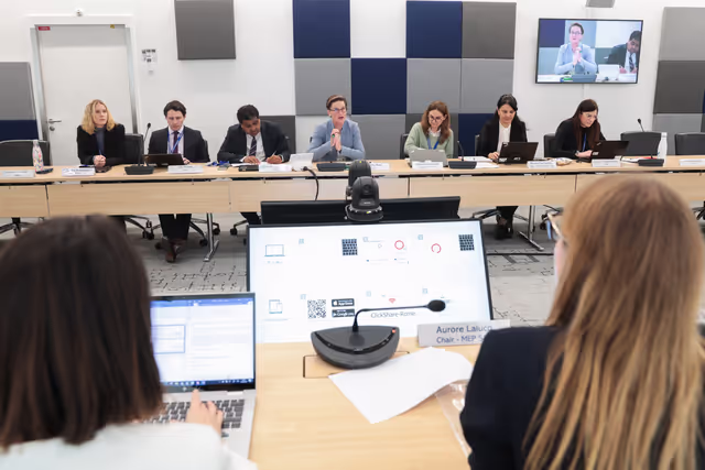 Fotografija 26: ECON delegation mission in Paris, France