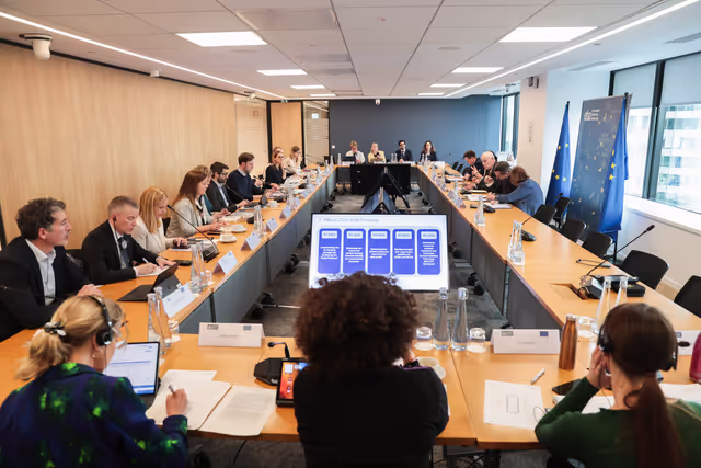 Fotografija 12: ECON delegation mission in Paris, France