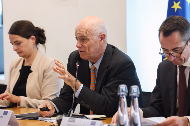 Fotografija 14: ECON delegation mission in Paris, France