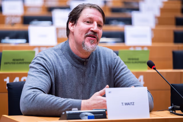 Foto 2: AFET D-ME joint meeting - Exchange of views with Filip Ivanović, Deputy Prime Minister of Montenegro for Foreign and European Affairs