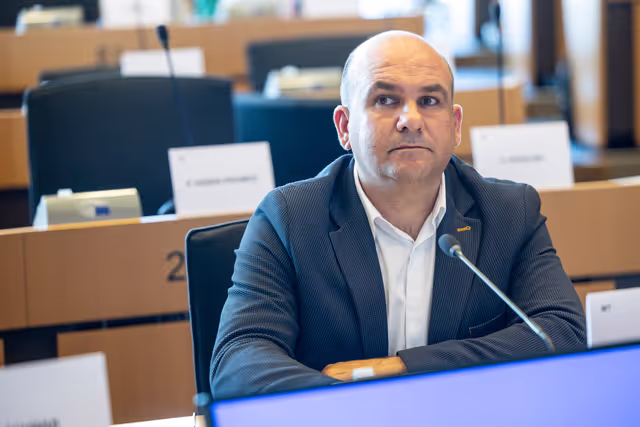 Photo 5 : IMCO Committee