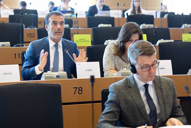 Photo 24 : IMCO Committee